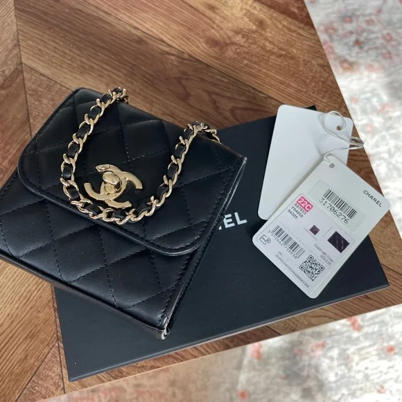 Chanel trendy cc mini black flap gold hardware - Picture 9 of 17